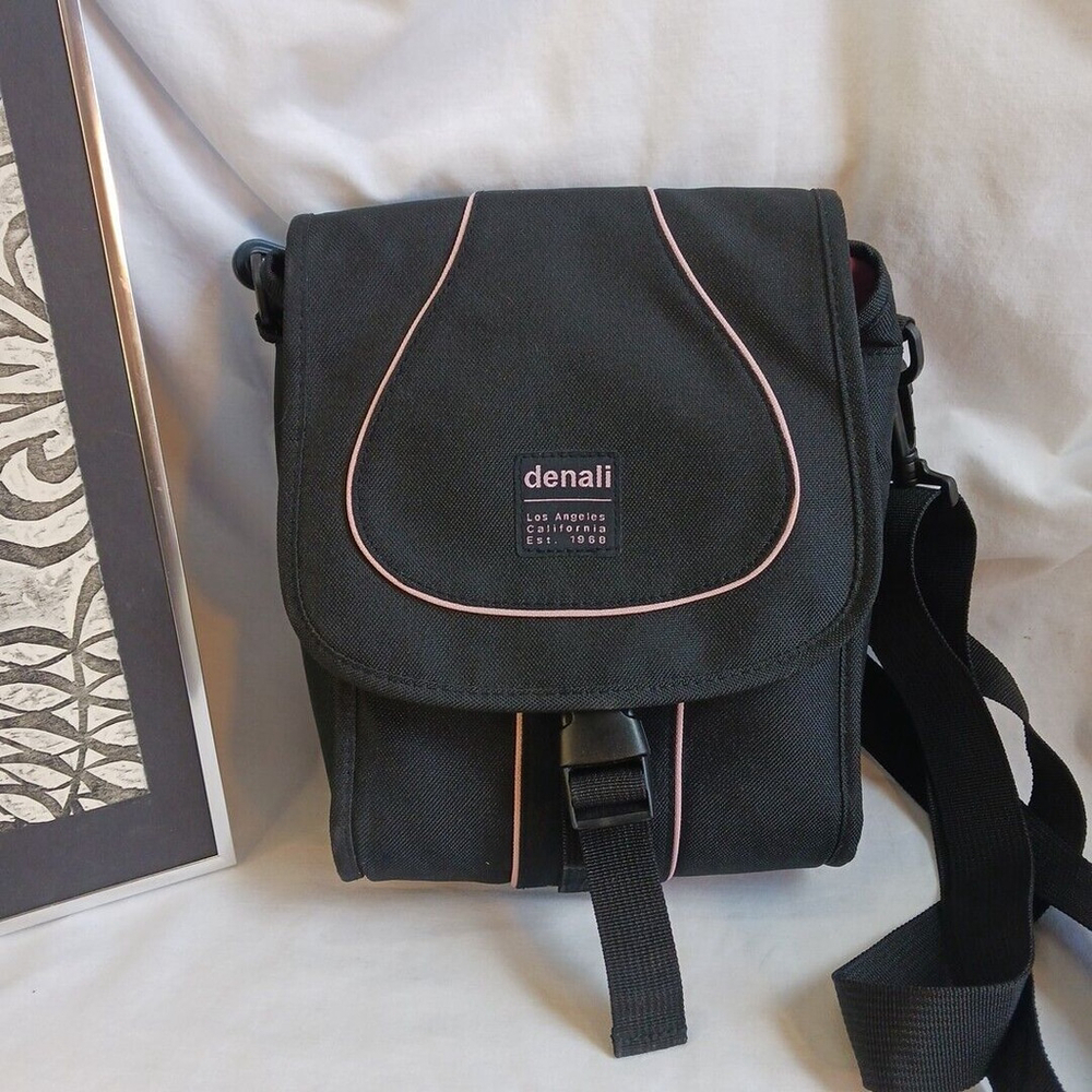 Denali Camera Case Bag Organizer With Strap Adjustable Universal BLACK/PINK
